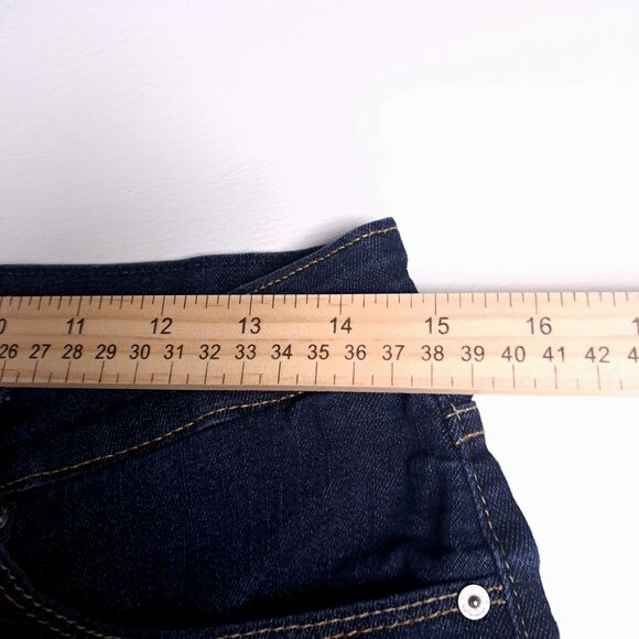 Levi's Levis Strauss Mid Rise Bermuda Shorts Rolled Hem 10 Womens Jean - Picture 6 of 8